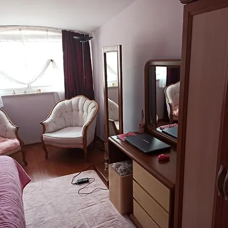 Marmaris'te Doğa Manzaralı Ev *